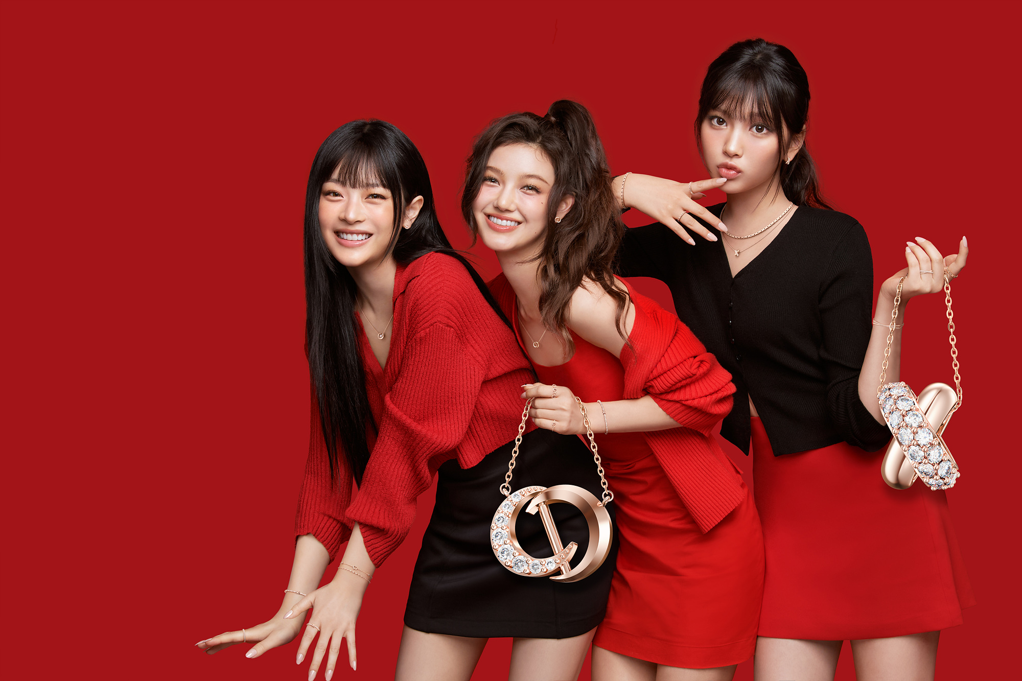 스톤헨지 X 뉴진스가 추천하는 '홀리데이 다이아 컬렉션'  893-Image